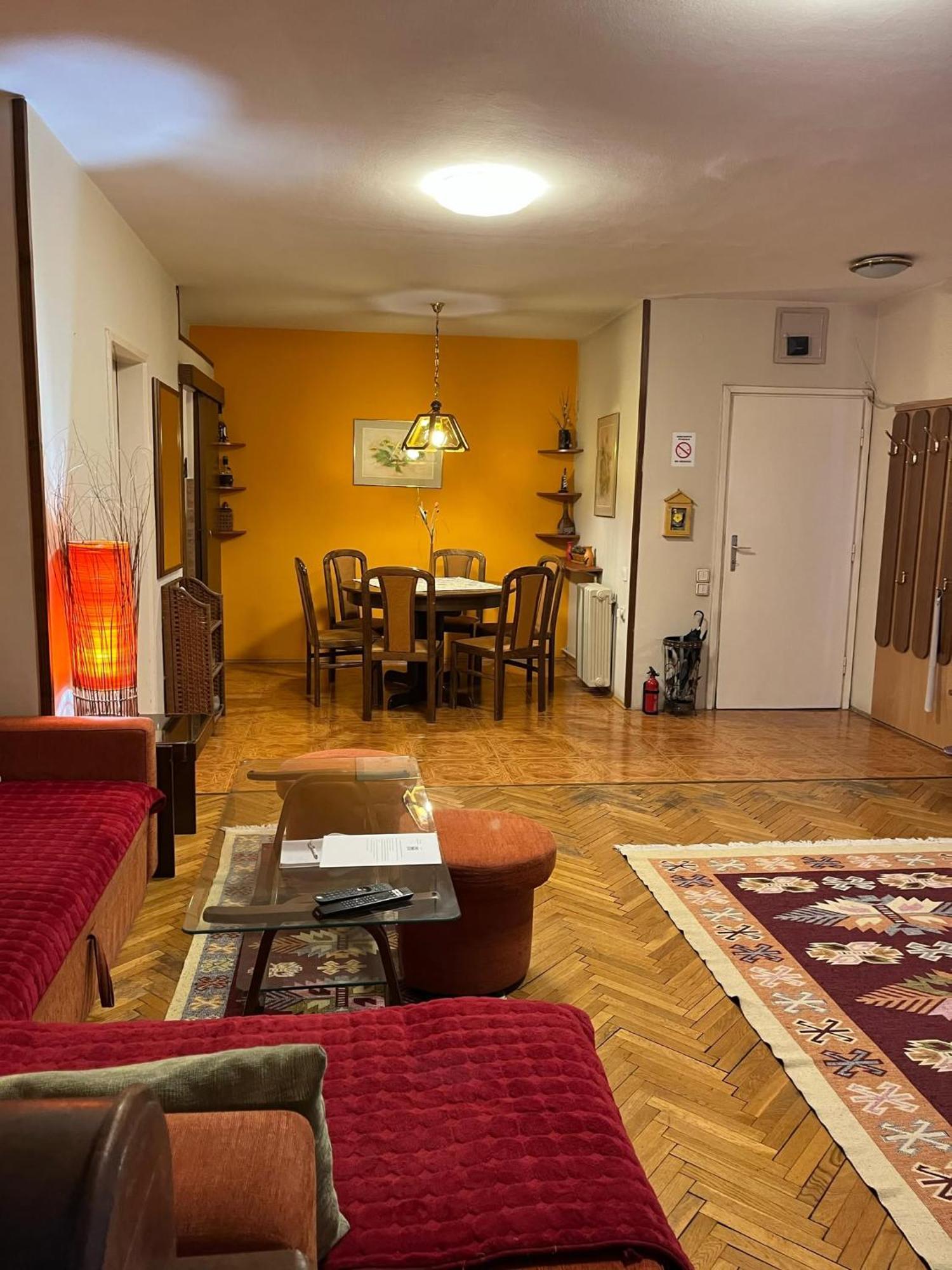 Skopje - Center Bright Apartment Экстерьер фото